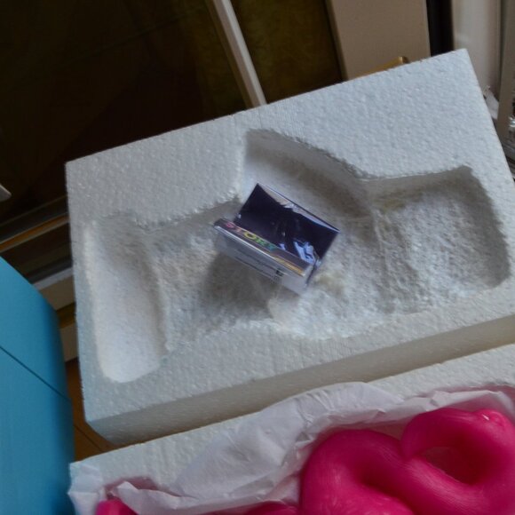 SunnyLife Flamingo Candle - Picture 4 of 10